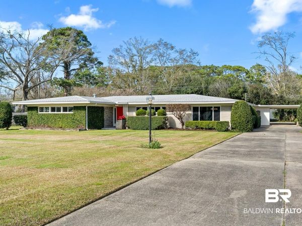 410 W Verbena Avenue, Foley, AL 36535