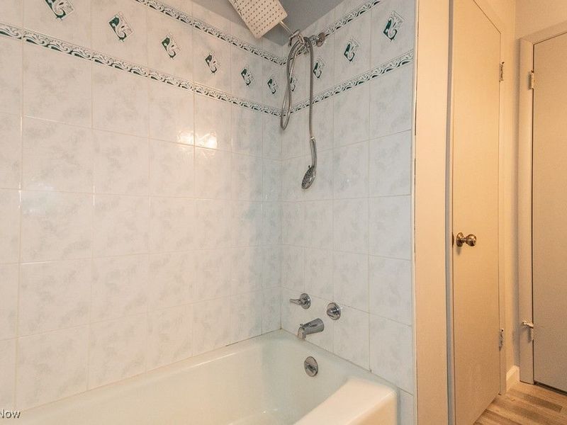 8892 Brakeman Road, Chardon, OH 44024 Photo 34