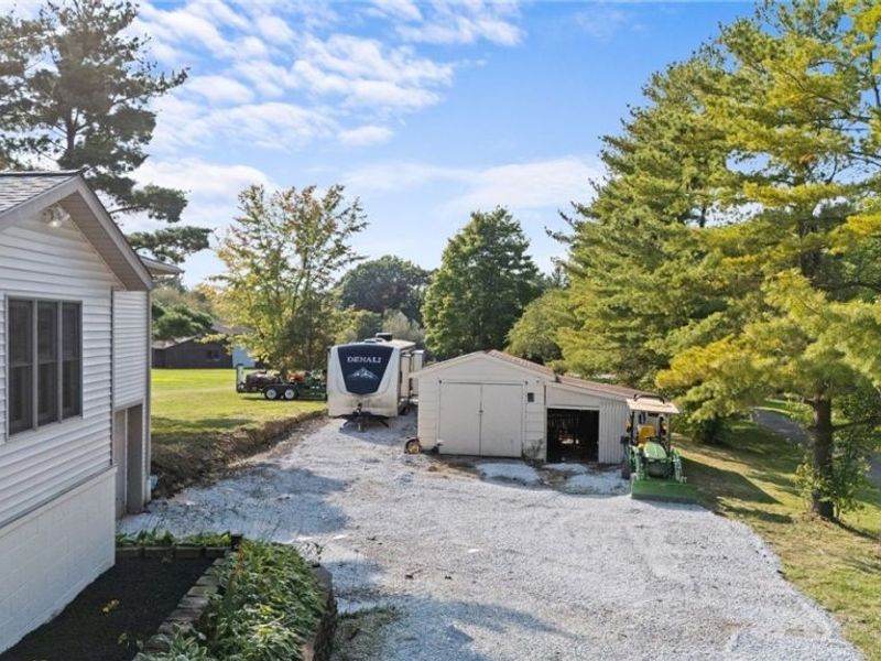 8892 Brakeman Road, Chardon, OH 44024 Photo 40