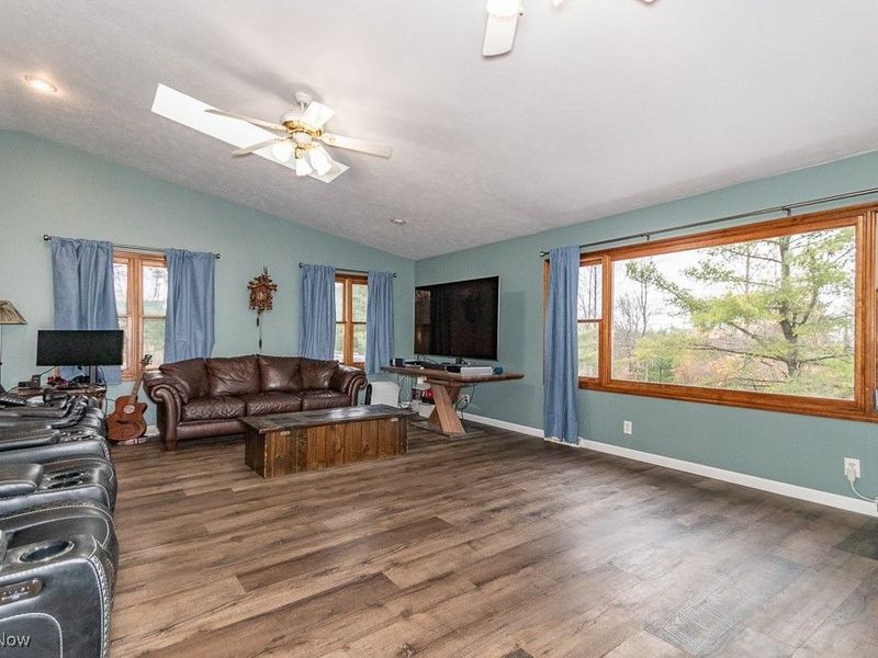 8892 Brakeman Road, Chardon, OH 44024 Photo 7