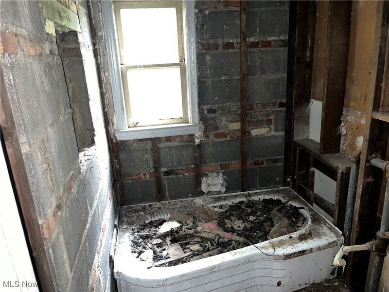 3379 E 130th Street, Cleveland, OH 44120 Photo 14