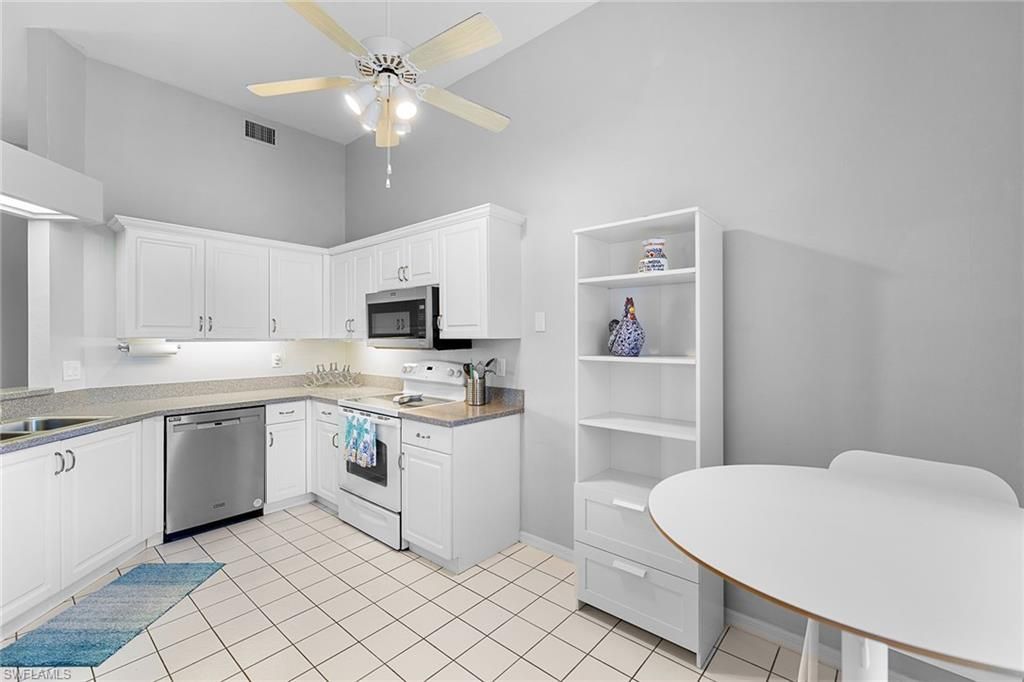 2651 Citrus Lake Dr, Unit D302, Naples, FL 34109 Photo