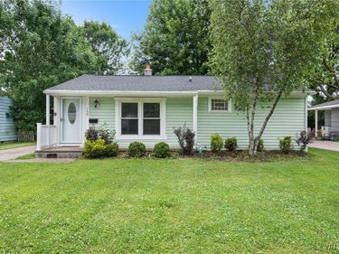 150 Meadow Lea Drive, Buffalo, NY 14226