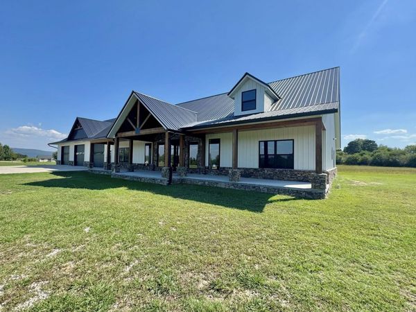 1656 Airport Drive, Mountain View, AR 72560