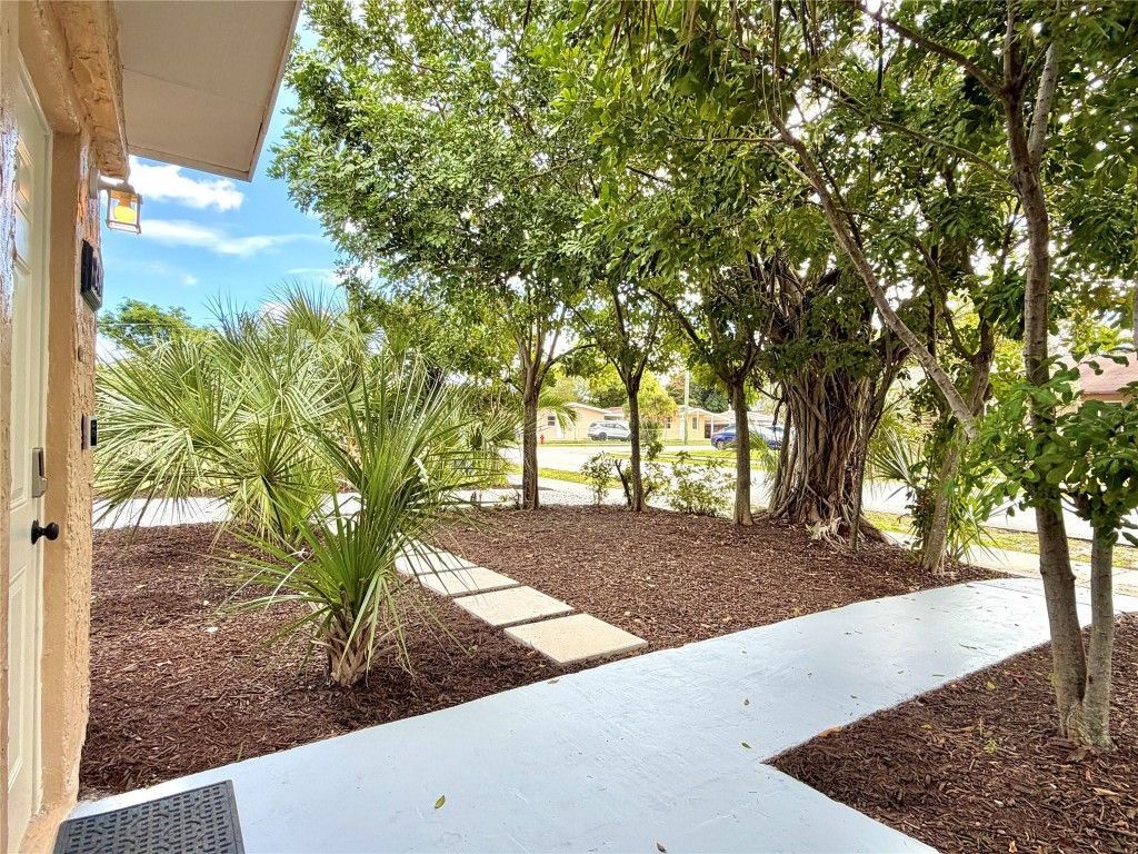 2943 NW 13th Street, Fort Lauderdale, FL 33311 Photo