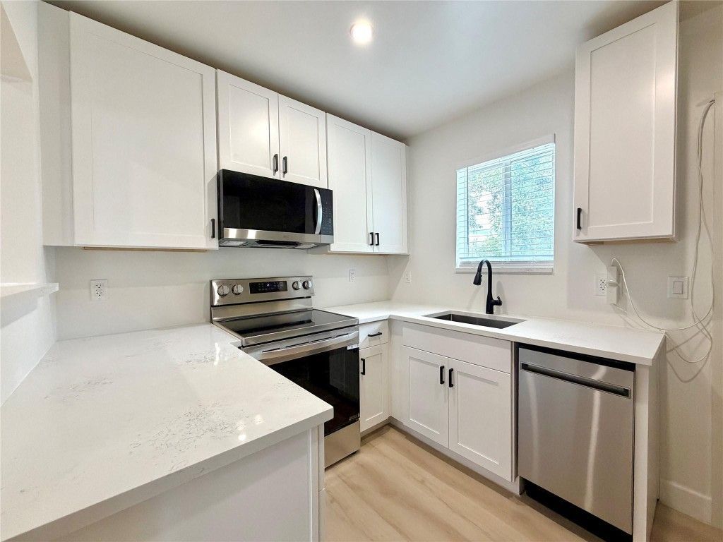 2943 NW 13th Street, Fort Lauderdale, FL 33311 Photo