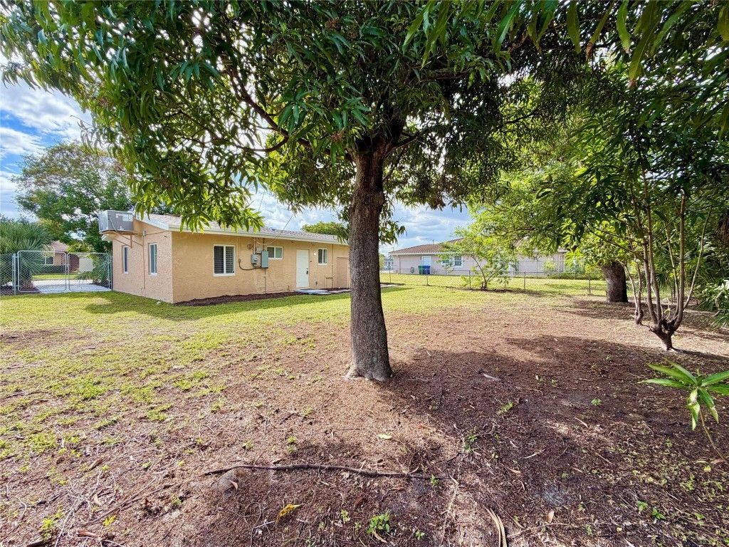 2943 NW 13th Street, Fort Lauderdale, FL 33311 Photo