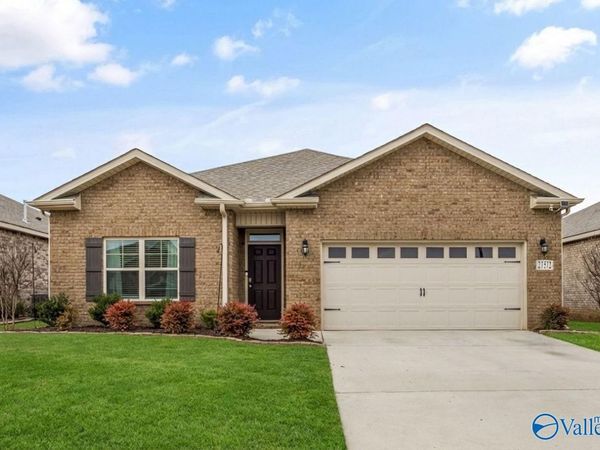 27572 Dieken Drive, Athens, AL 35613