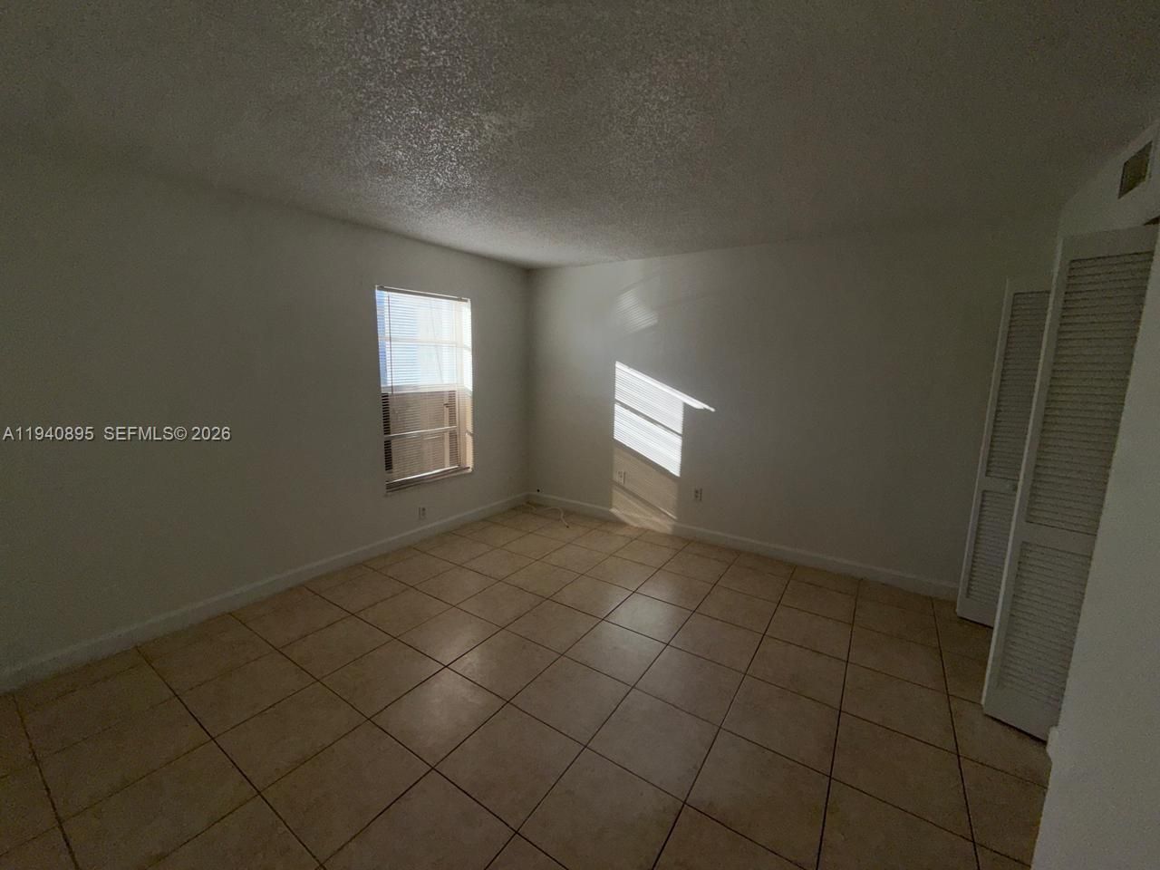 1725 W 60th St, Unit F206, Hialeah, FL 33012 Photo