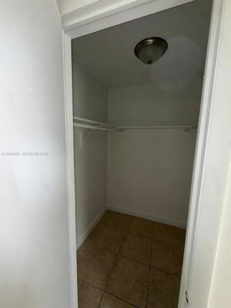 1725 W 60th St, Unit F206, Hialeah, FL 33012 Photo