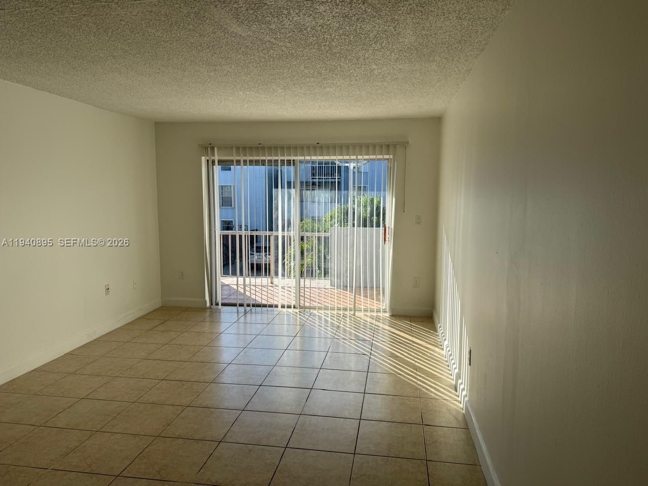 1725 W 60th St, Unit F206, Hialeah, FL 33012 Photo