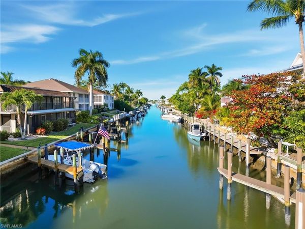 1519 Chesapeake AVE, Unit B-5, NAPLES, FL 34102