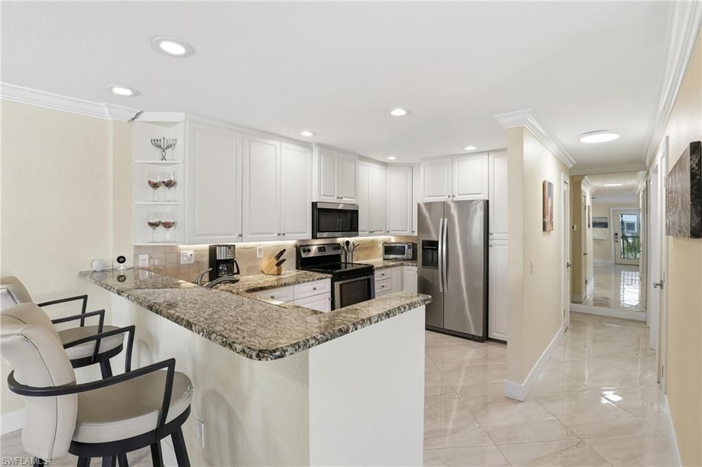 1519 Chesapeake Ave, Unit B-5, Naples, FL 34102 Photo