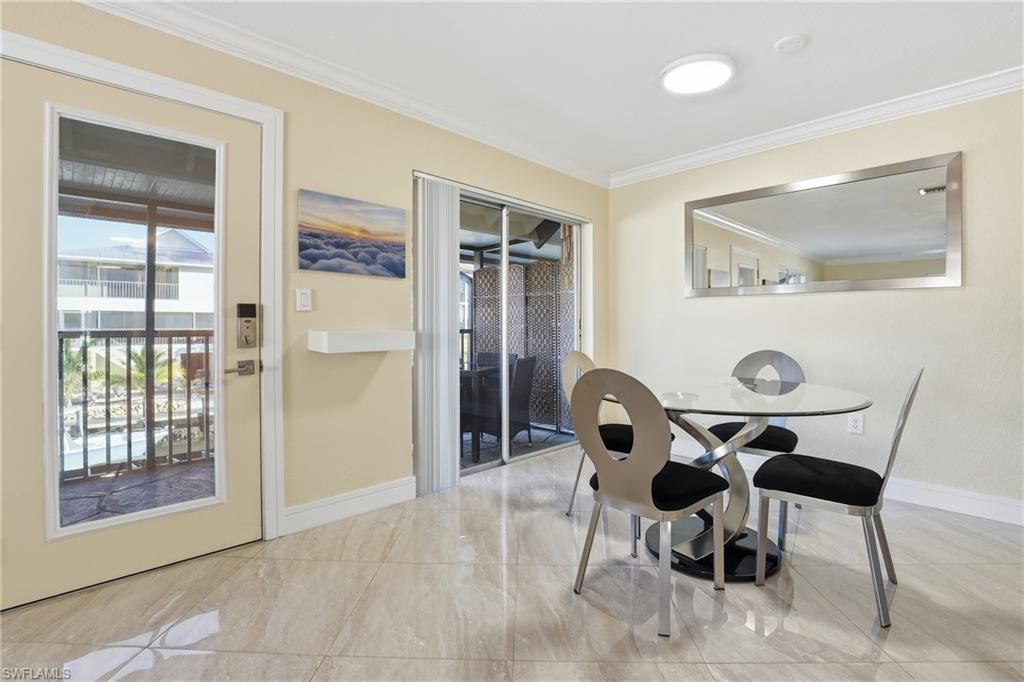 1519 Chesapeake Ave, Unit B-5, Naples, FL 34102 Photo