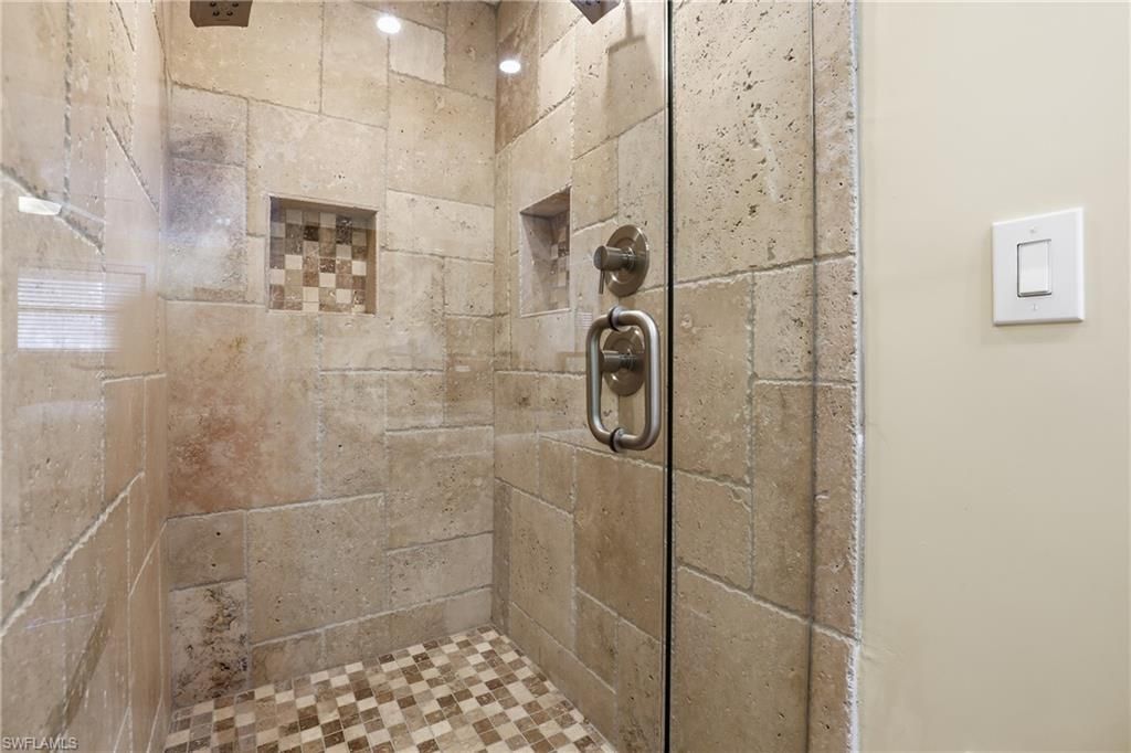 1519 Chesapeake Ave, Unit B-5, Naples, FL 34102 Photo