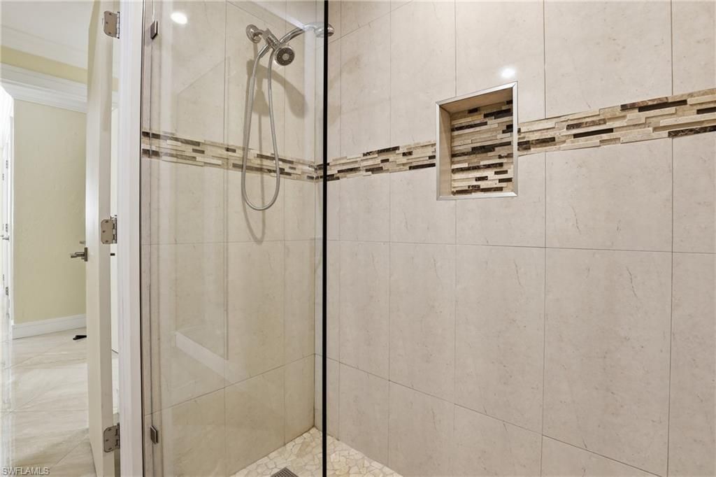 1519 Chesapeake Ave, Unit B-5, Naples, FL 34102 Photo