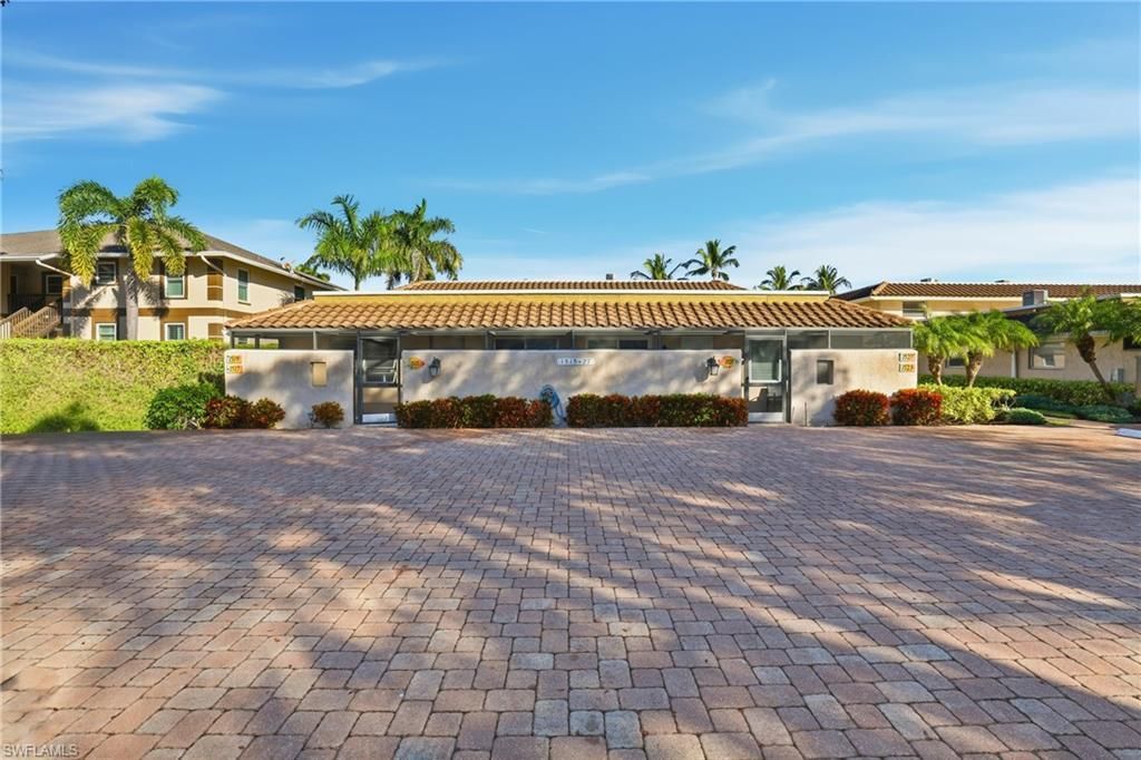 1519 Chesapeake Ave, Unit B-5, Naples, FL 34102 Photo