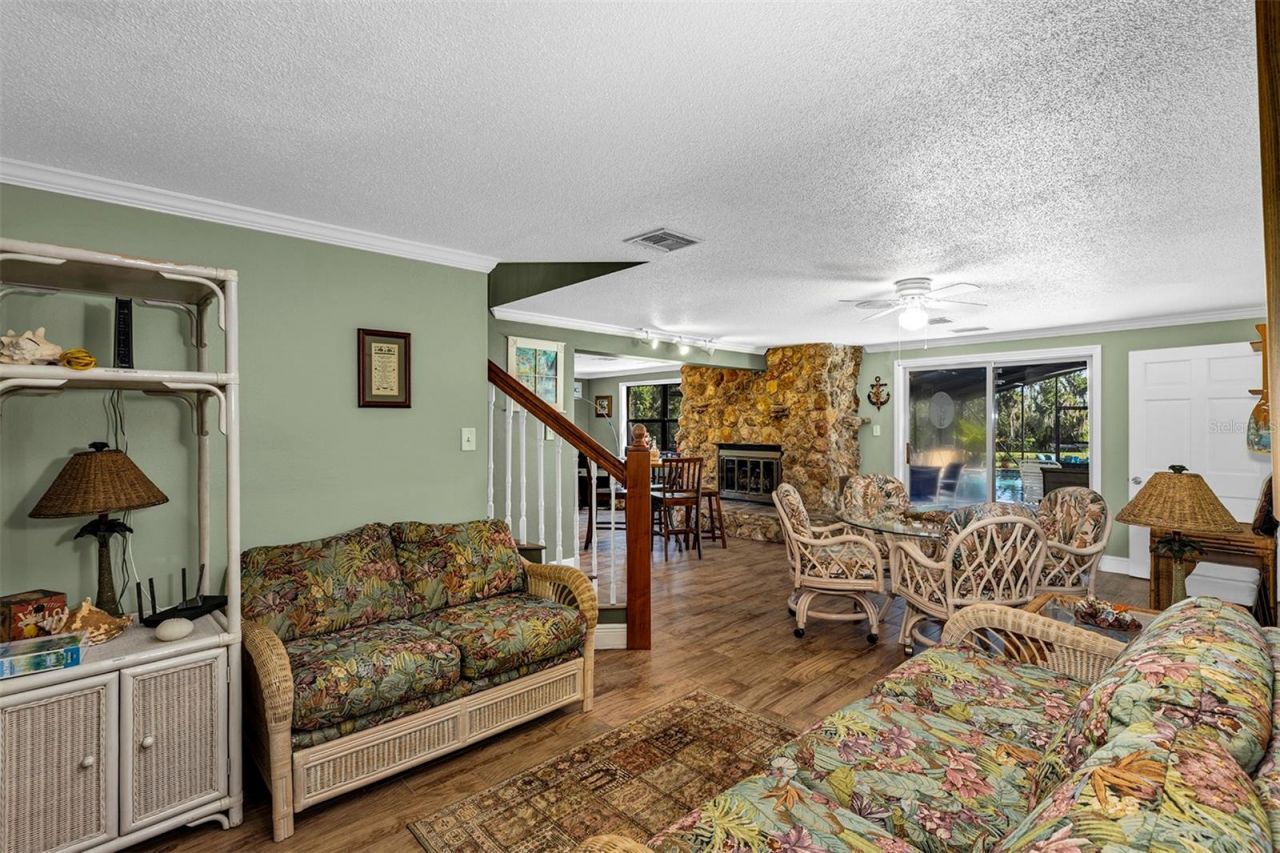 38922 Ella Drive, Lady Lake, FL 32159 Photo