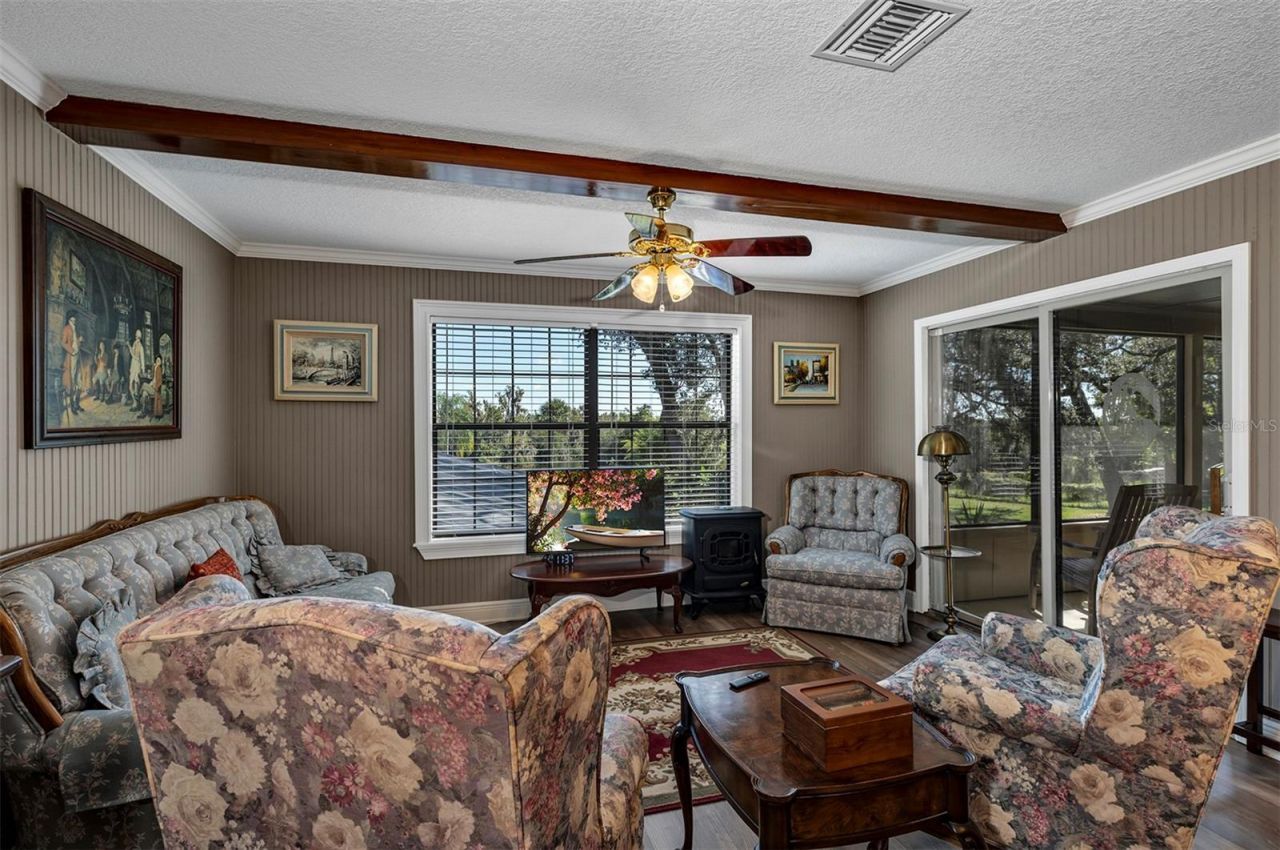 38922 Ella Drive, Lady Lake, FL 32159 Photo