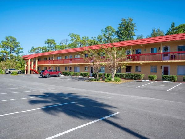 400 EL CAMINO DRIVE, Unit 202, WINTER HAVEN, FL 33884