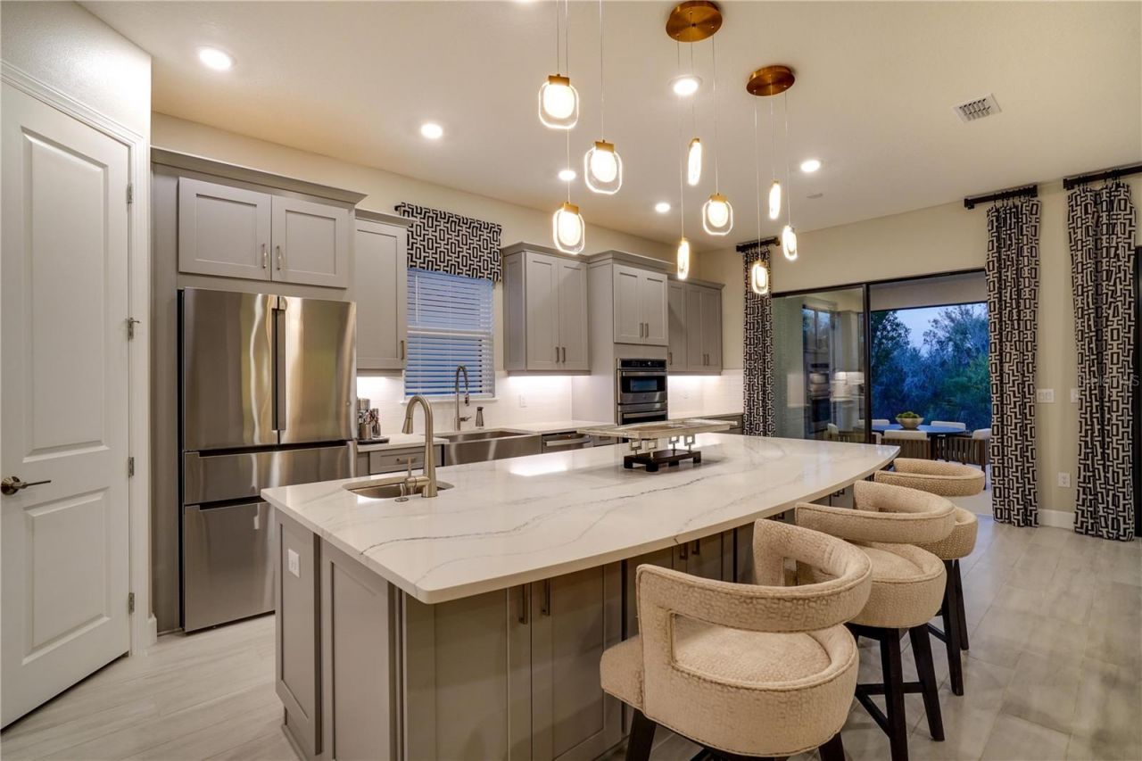 5610 Caserta Court, Palmetto, FL 34221 Photo