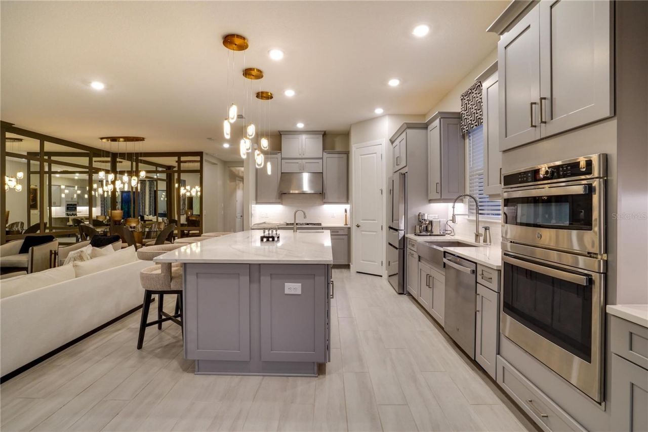 5610 Caserta Court, Palmetto, FL 34221 Photo