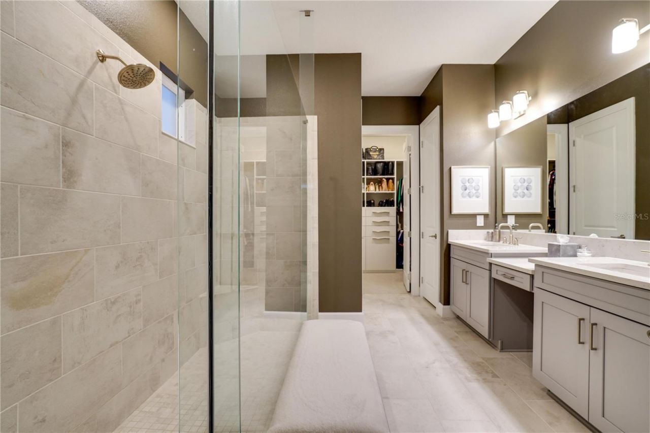 5610 Caserta Court, Palmetto, FL 34221 Photo