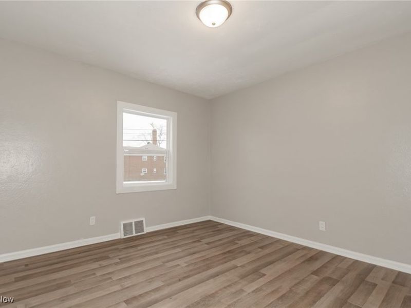 2400 Noble Road, Cleveland Heights, OH 44121 Photo 17