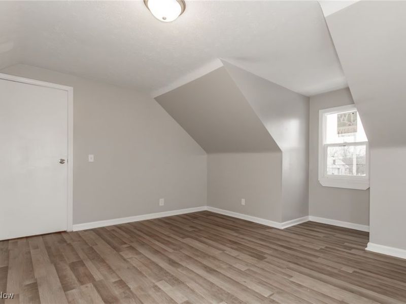 2400 Noble Road, Cleveland Heights, OH 44121 Photo 27