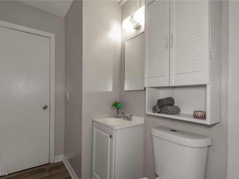 2400 Noble Road, Cleveland Heights, OH 44121 Photo 28