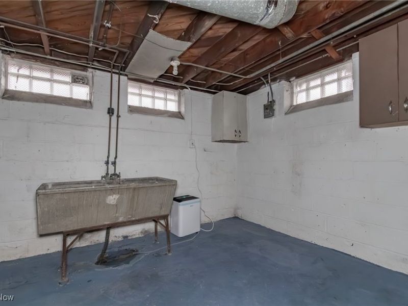 2400 Noble Road, Cleveland Heights, OH 44121 Photo 32