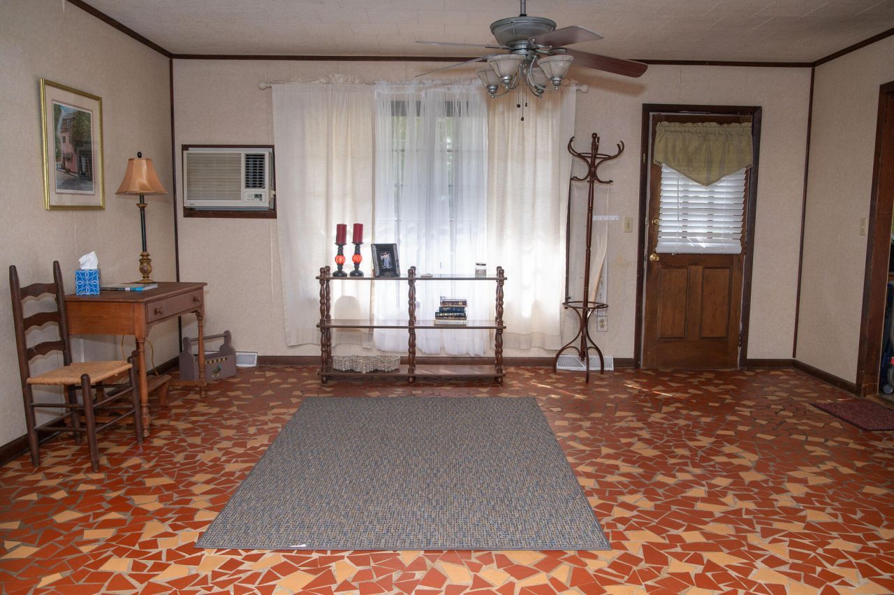 1495 Augusta Highway Photo 7