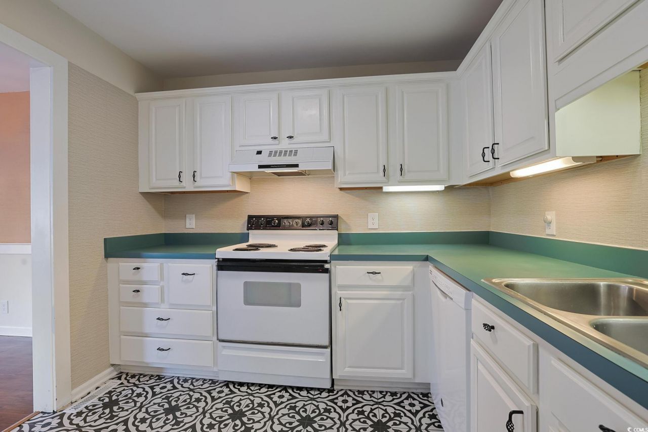 1587 Landing Rd. Photo 8