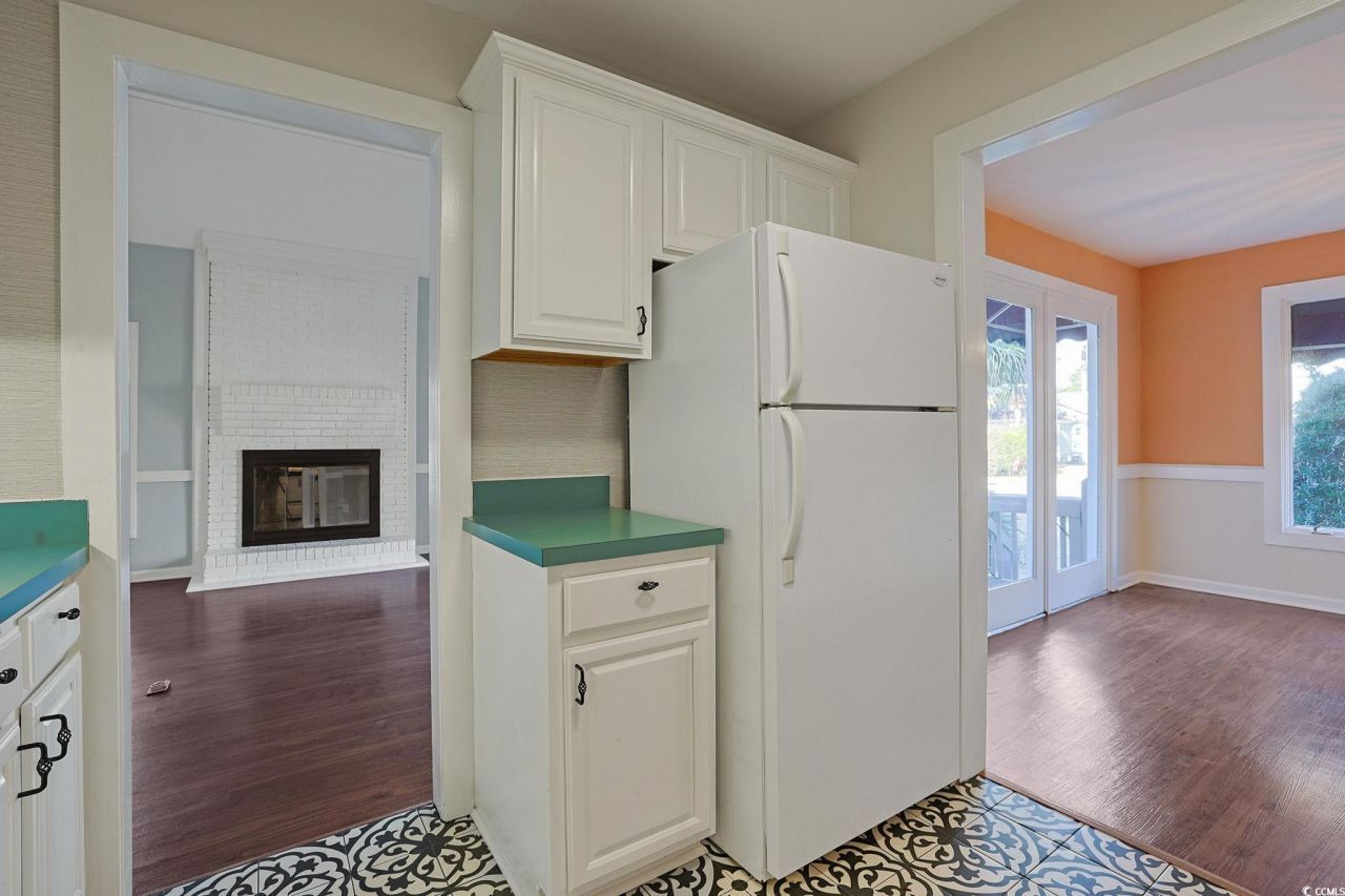 1587 Landing Rd. Photo 9