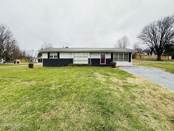 722 Netherton Drive, Madisonville, TN 37354