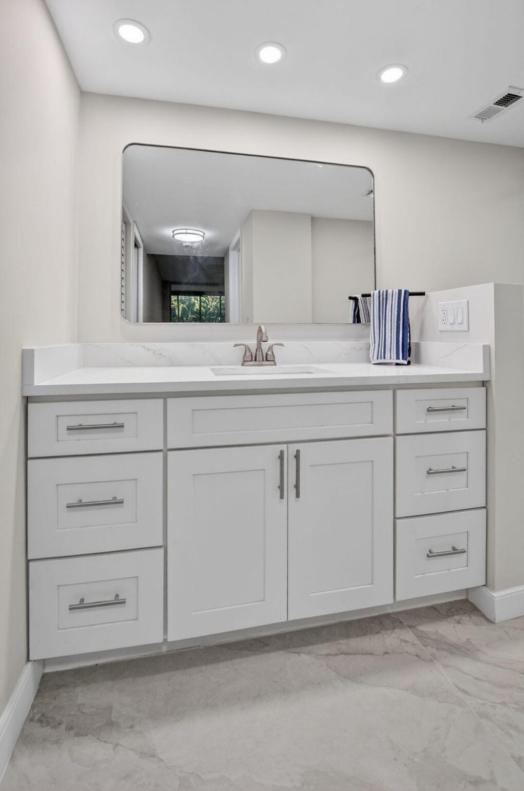 23247 Barwood Lane N, Unit 205, Boca Raton, FL 33428 Photo