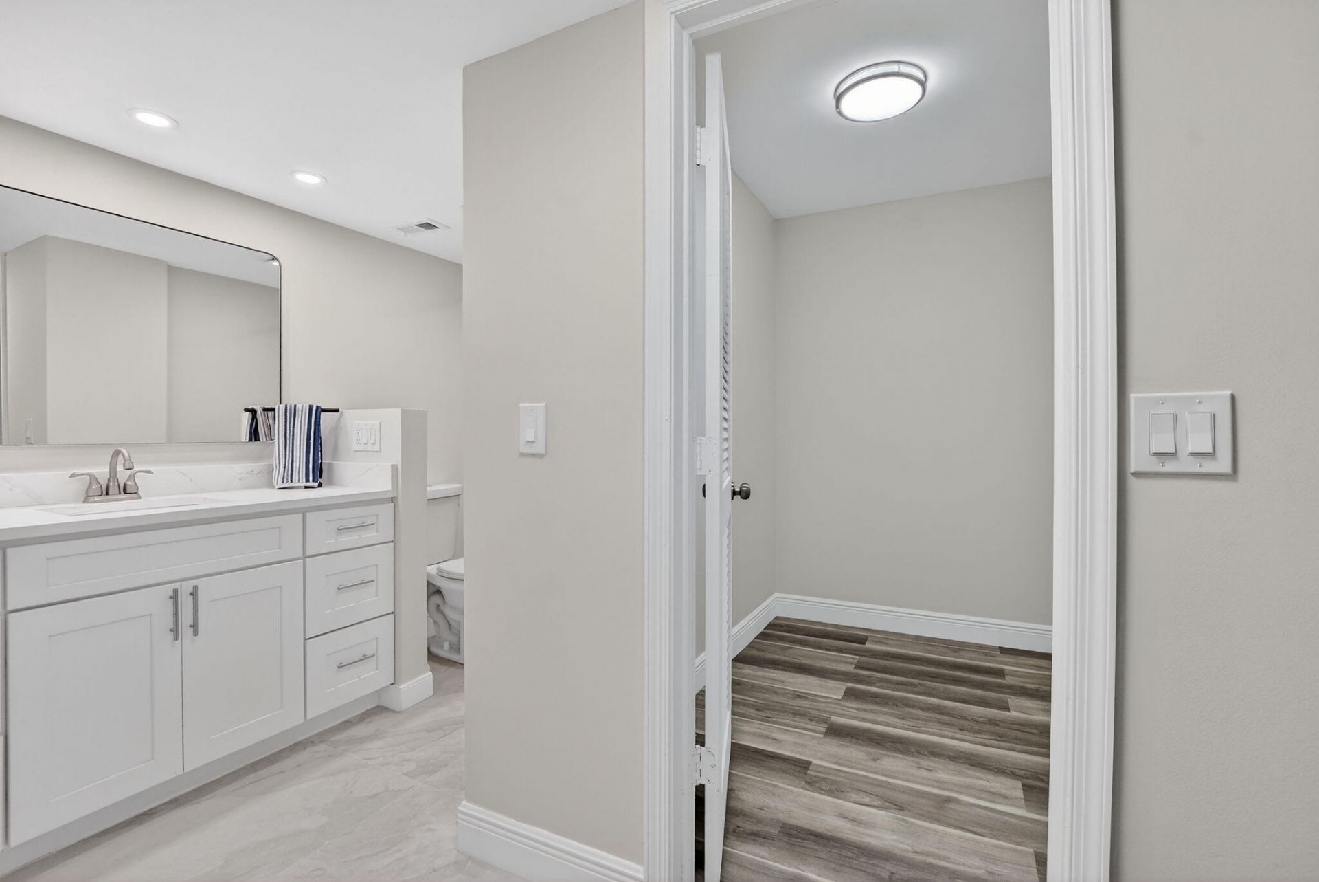 23247 Barwood Lane N, Unit 205, Boca Raton, FL 33428 Photo