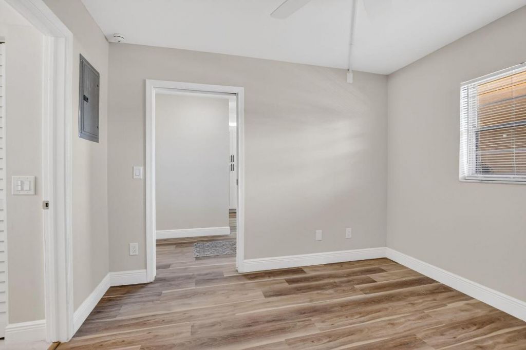 23247 Barwood Lane N, Unit 205, Boca Raton, FL 33428 Photo