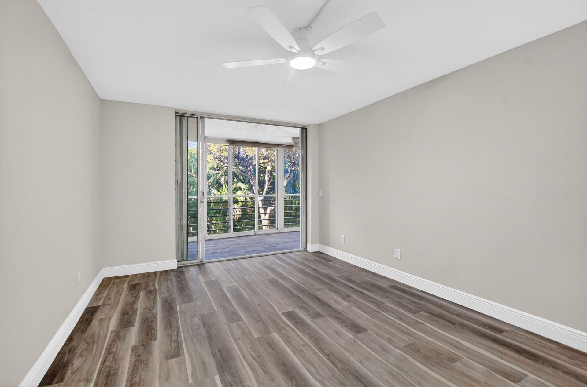 23247 Barwood Lane N, Unit 205, Boca Raton, FL 33428 Photo