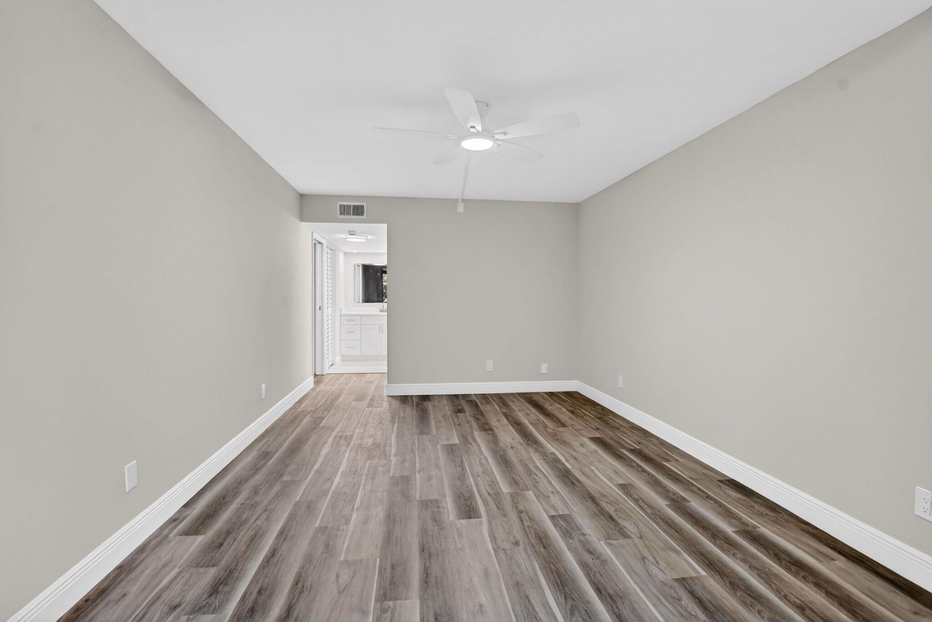 23247 Barwood Lane N, Unit 205, Boca Raton, FL 33428 Photo