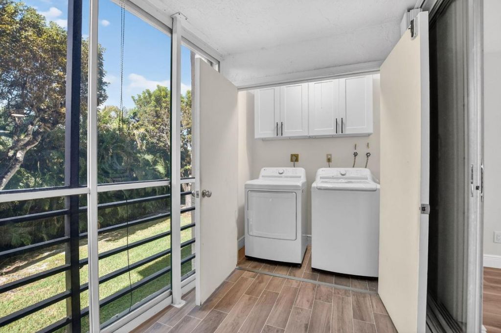 23247 Barwood Lane N, Unit 205, Boca Raton, FL 33428 Photo