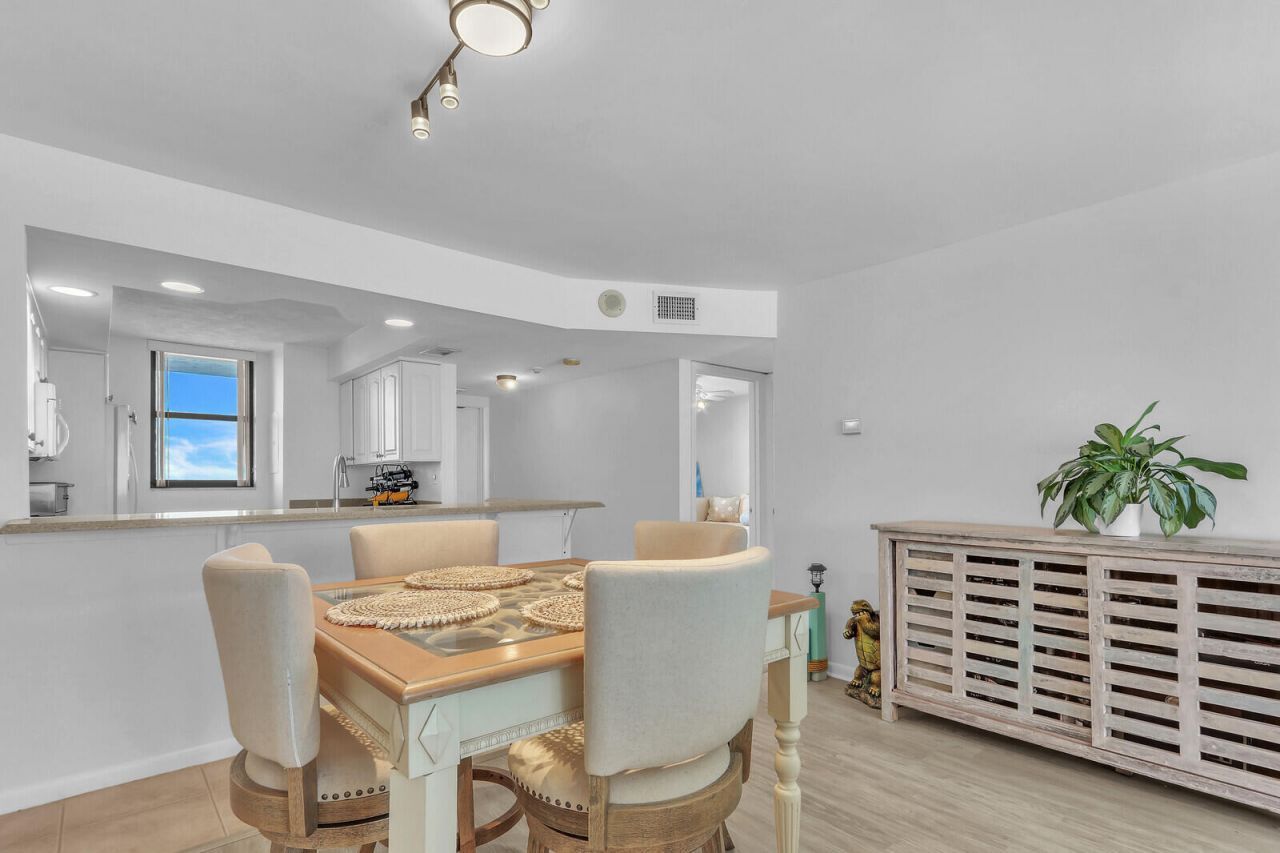 9900 S Ocean Drive, Unit 804, Jensen Beach, FL 34957 Photo