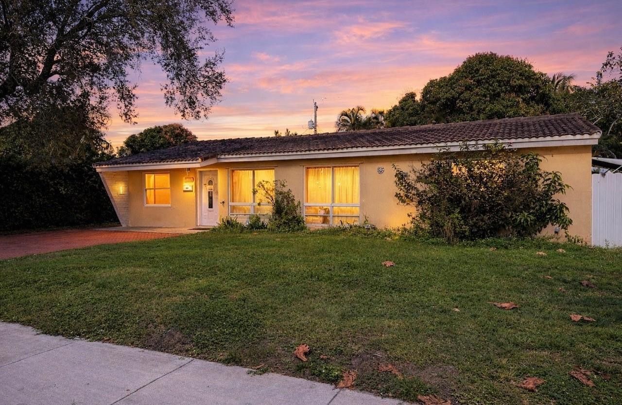 6911 Harding Street, Hollywood, FL 33024 Photo