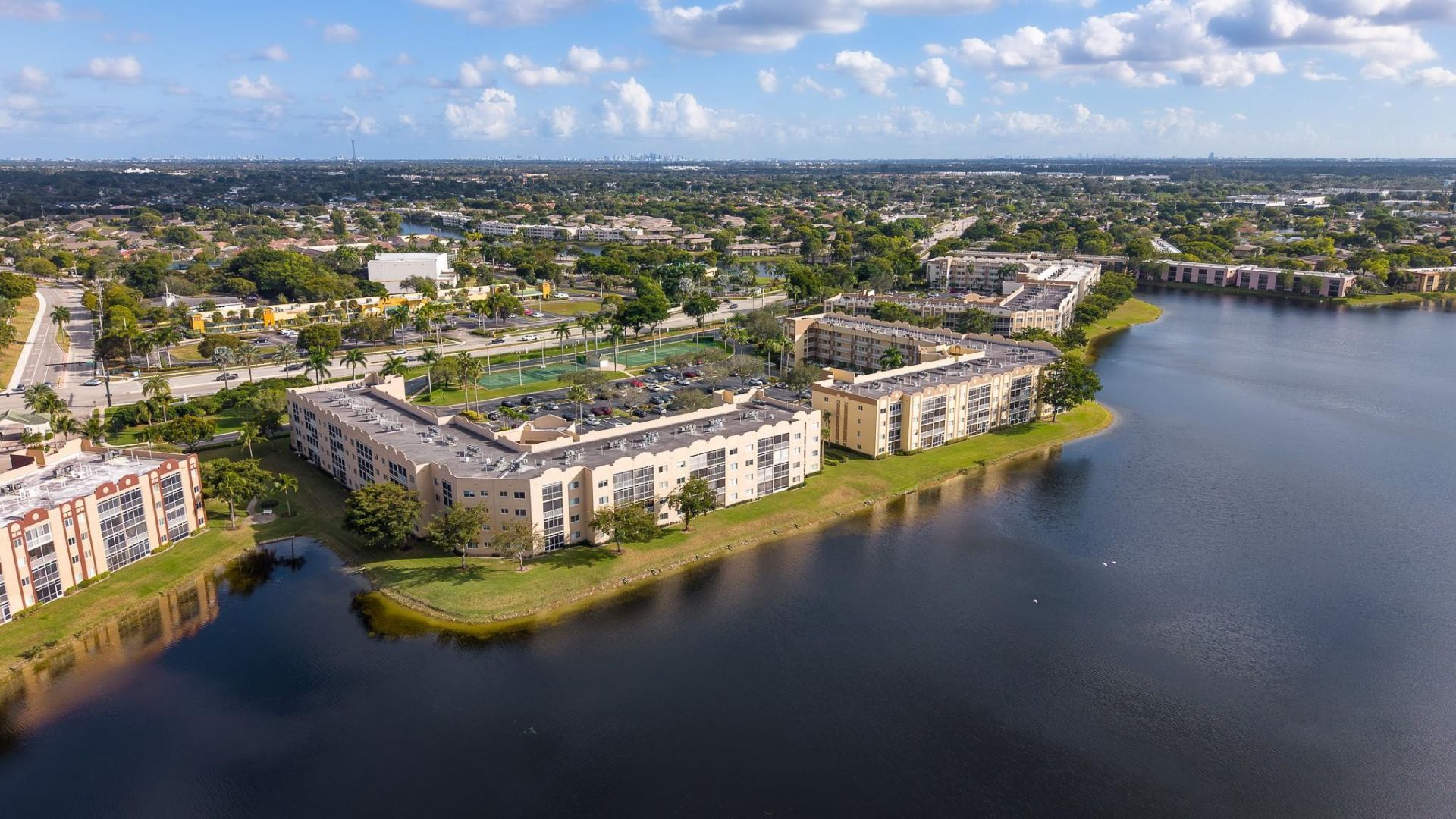 7647 Southampton Terrace, Unit 202, Tamarac, FL 33321 Photo