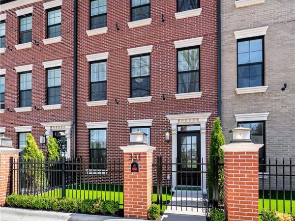 331 SW 5th Street, Bentonville, AR 72712