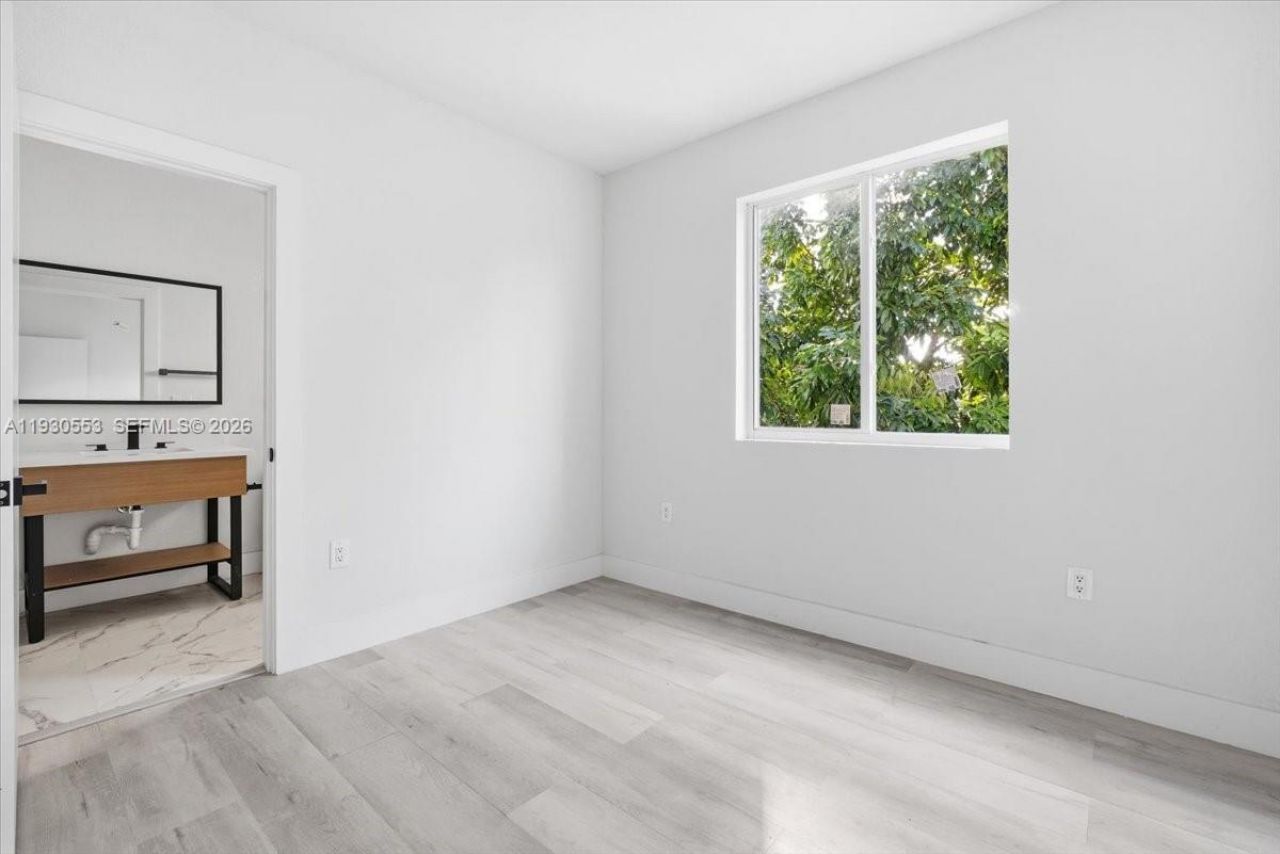 1126 NW 28 , Unit 1126, Miami, FL 33127 Photo