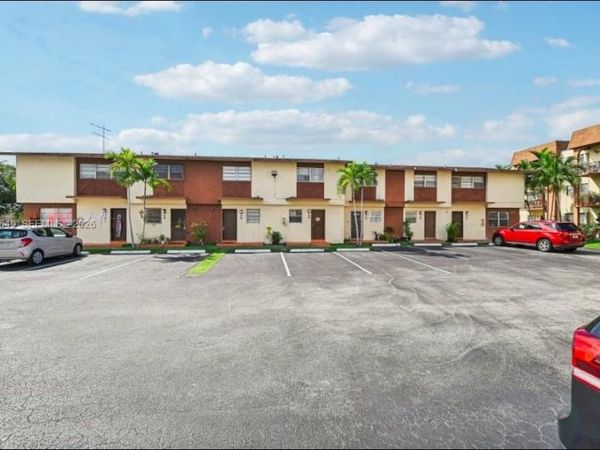 20 SW 108th Ave, Unit 7-F, Sweetwater, FL 33174