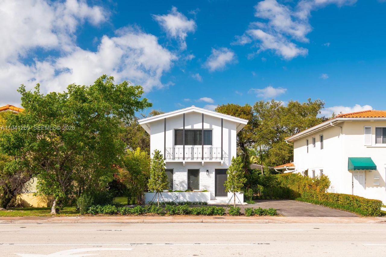 2922 S Le Jeune Rd, Unit 2, Coral Gables, FL 33134 Photo