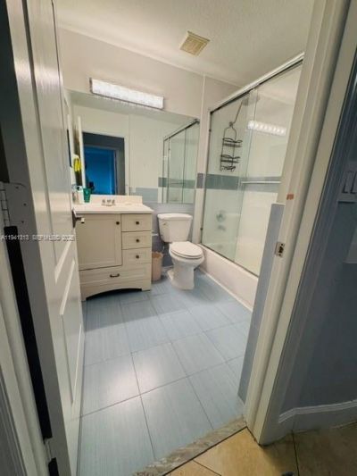 10919 NW 67th Ter, Doral, FL 33178 Photo