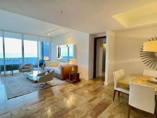 18101 Collins Ave, Unit 1807, Sunny Isles Beach, FL 33160